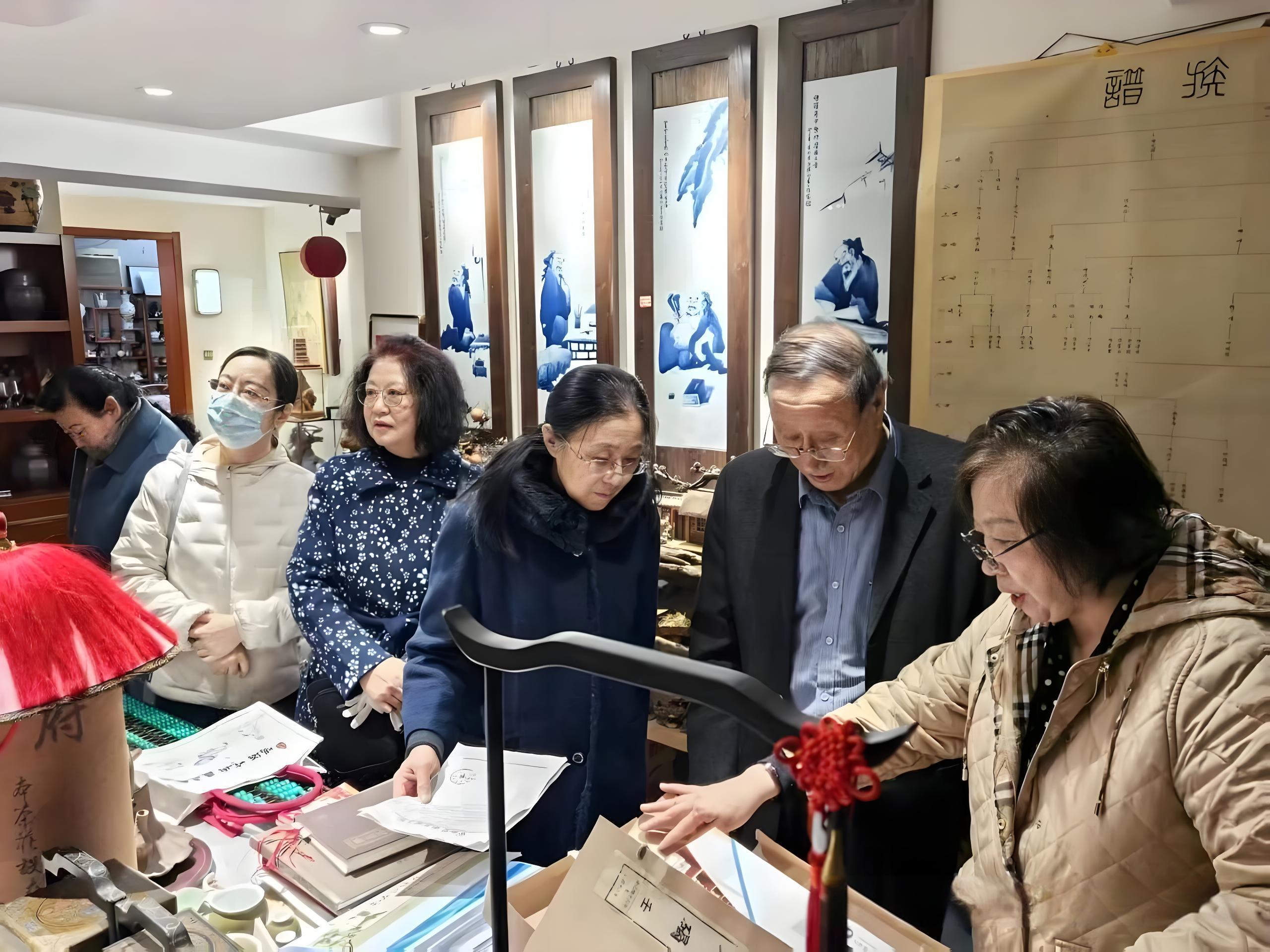 省文化研究项目《当代晋商发展史》课题组走访胡氏荣茶